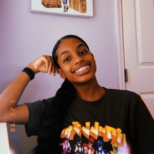 Meet your Posher, Ashley